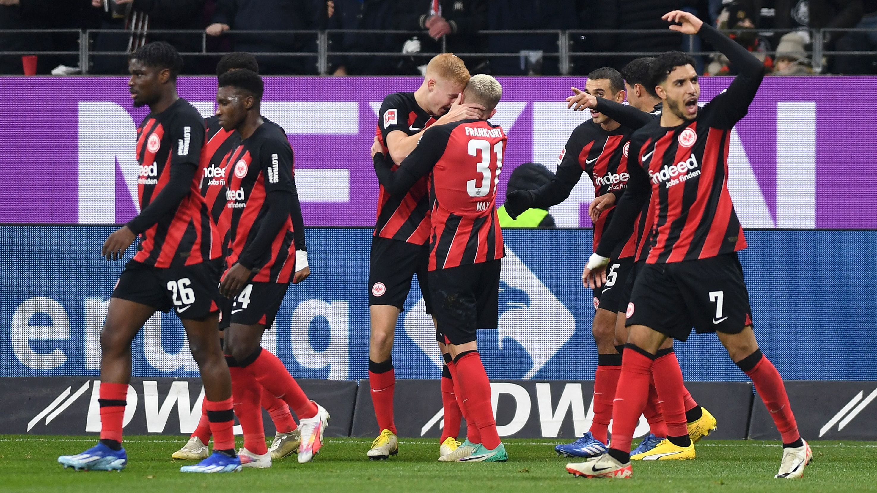 <strong>5. Eintracht Frankfurt (Bundesliga)</strong><br>Follower: 196.683<br>Beiträge im November: 57<br>Interaktionsrate: 0,73 Prozent