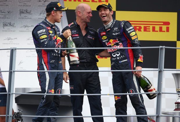 
                <strong>Die Bullen feiern - der Hülk auch</strong><br>
                Während das Red-Bull-Team beim Feiern gute Laune hat, kann sich auch Nico Hülkenberg freuen - der Sauber-Pilot schafft einen tollen fünften Platz und kann sich sogar vor Nico Rosberg (Platz sechs) behaupten
              