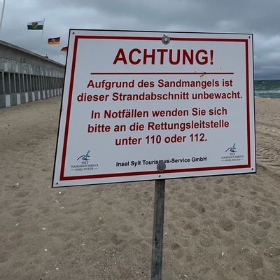 Warnschild auf Sylt