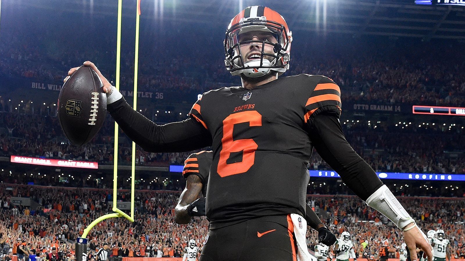 
                <strong>Baker Mayfield (1. Pick, Cleveland Browns)</strong><br>
                &#x2022; Quarterback -<br>&#x2022; Fifth Year Option: Gezogen -<br>&#x2022; Gehalt: 18 858 000 Dollar<br>
              