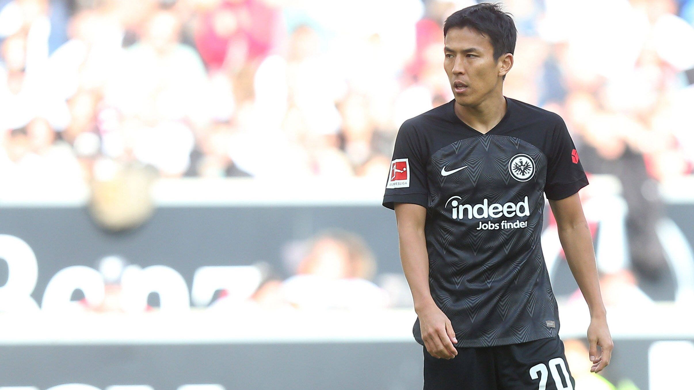 
                <strong>8. Eintracht Frankfurt</strong><br>
                Durchschnittsalter des Kaders: 24,9 JahreJüngster Spieler im Kader: Mehdi Loune (18 Jahre, vier Monate und vier Tage)Ältester Spieler im Kader: Makoto Hasebe (38 Jahre und acht Monate)
              