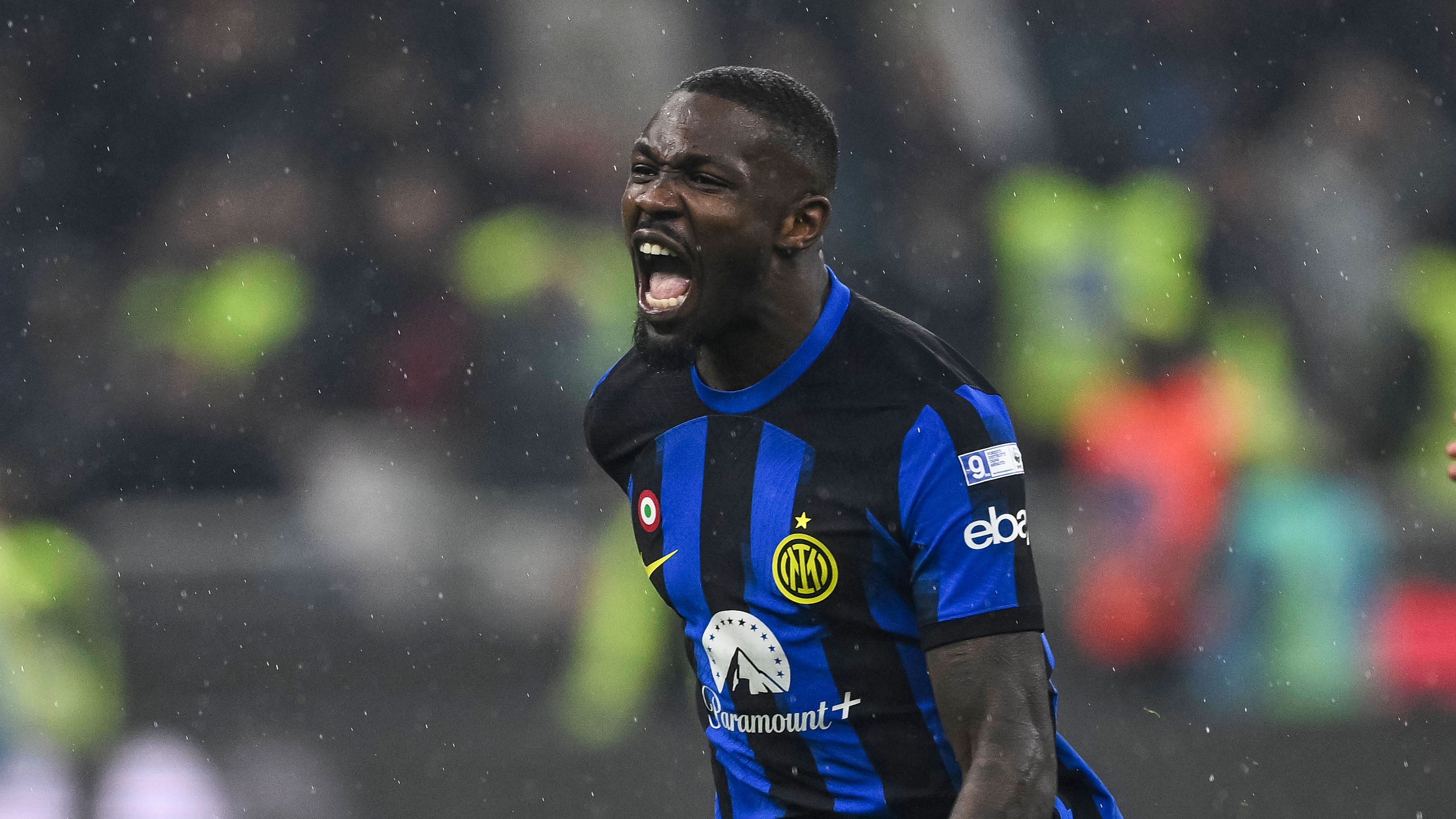 <strong>Marcus Thuram</strong><br>Mit Marcus Thuram kam ein weiterer Neuzugang im Sommer 2023 ablösefrei zum jetzigen Meister. Der frühere Gladbacher schlug im Inter-Trikot voll ein, mit zwölf Toren und elf Vorlagen hat der Franzose einen erheblichen Anteil am Meistertitel der "Nerazzurri". Nur Lautaro Martinez (23 Tore) erzielte für Inter mehr Ligatreffer in der laufenden Saison als der 26-jährige Thuram.