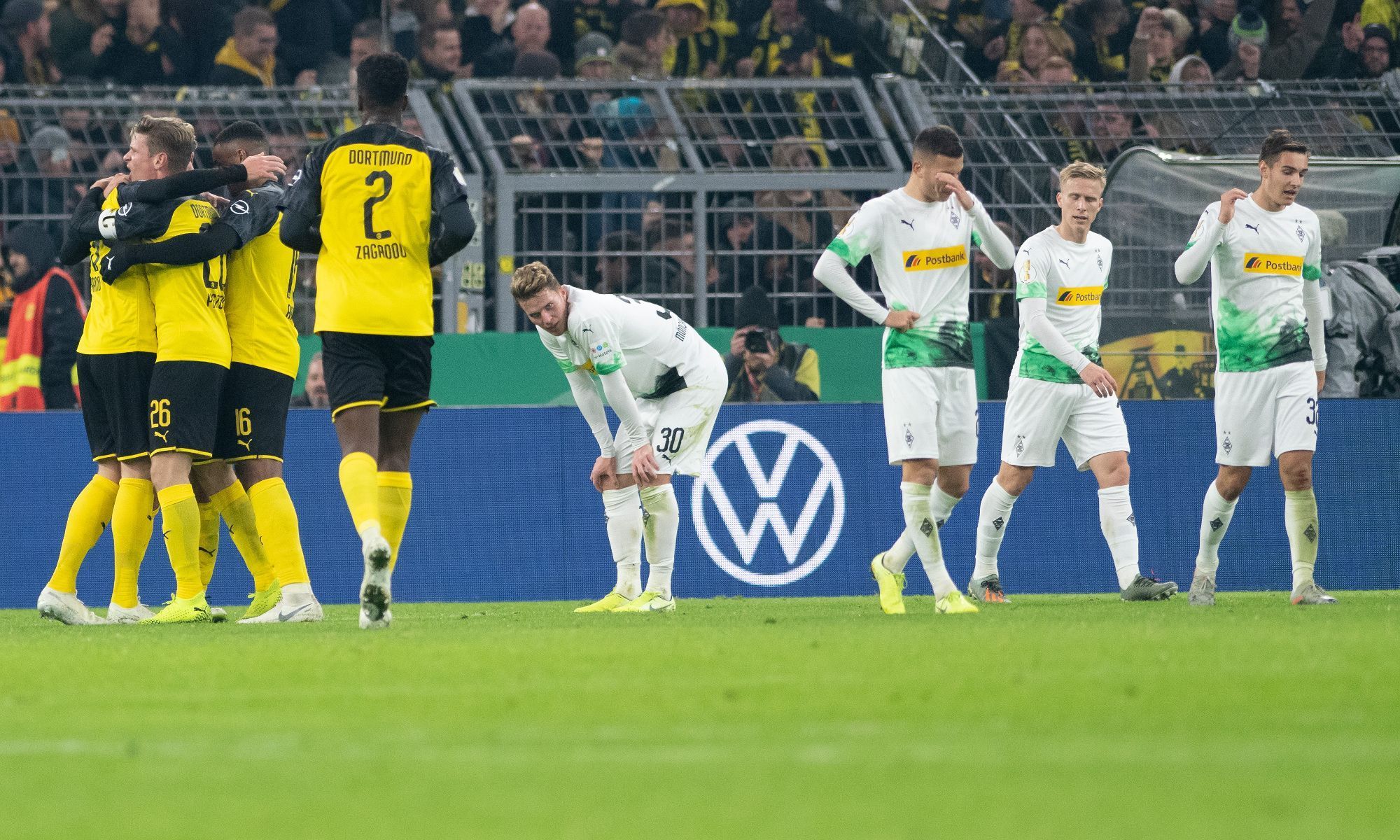 Dortmund Siegt Im Borussenduell - Sensation In Verl