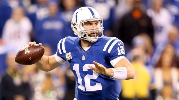 
                <strong>Andrew Luck</strong><br>
                Andrew Luck (Indianapolis Colts) - Der größte Vorteil von Andrew Luck ist, dass er mit seinen 26 Jahren immer noch genügend Zeit hat, seine Passing-Yards-Statistik auszubauen. Aktuell steht diese bei 14.838 Yards. Macht er so weiter und spielt bis er 40 ist, könnte der Rekord im Jahr 2029 ihm gehören.
              