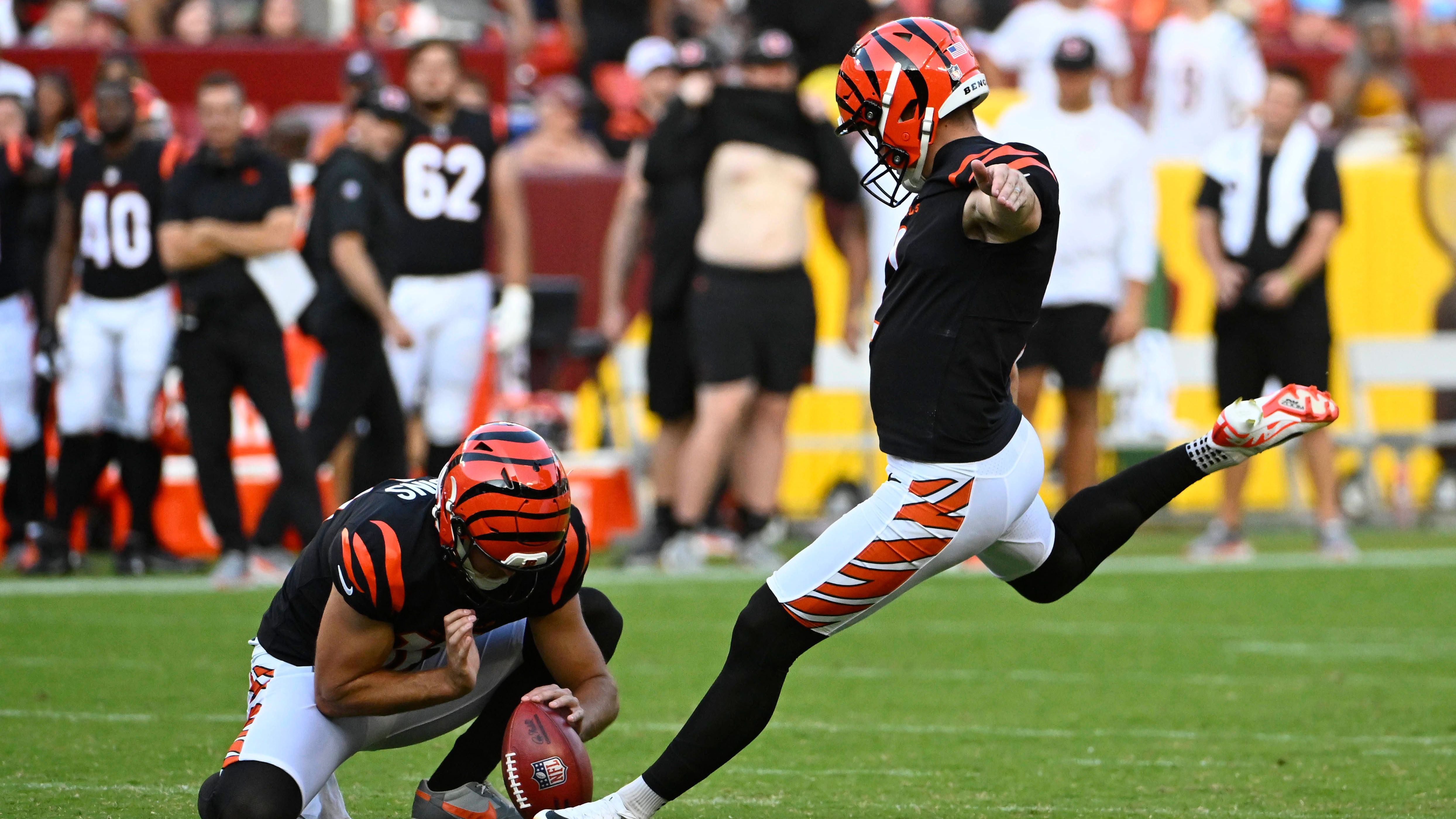 <strong>Kicker: Evan McPherson</strong><br>Er hat schon einige wichtige Field Goals verwandelt bei den Bengals - vor allem im Super-Bowl-Jahr. Mit einem Jahresgehalt von ca. einer Million Dollar liegt er bei den Kickern nur auf Platz 24. Auch die Kicker sind eben recht einfach zu ersetzen.