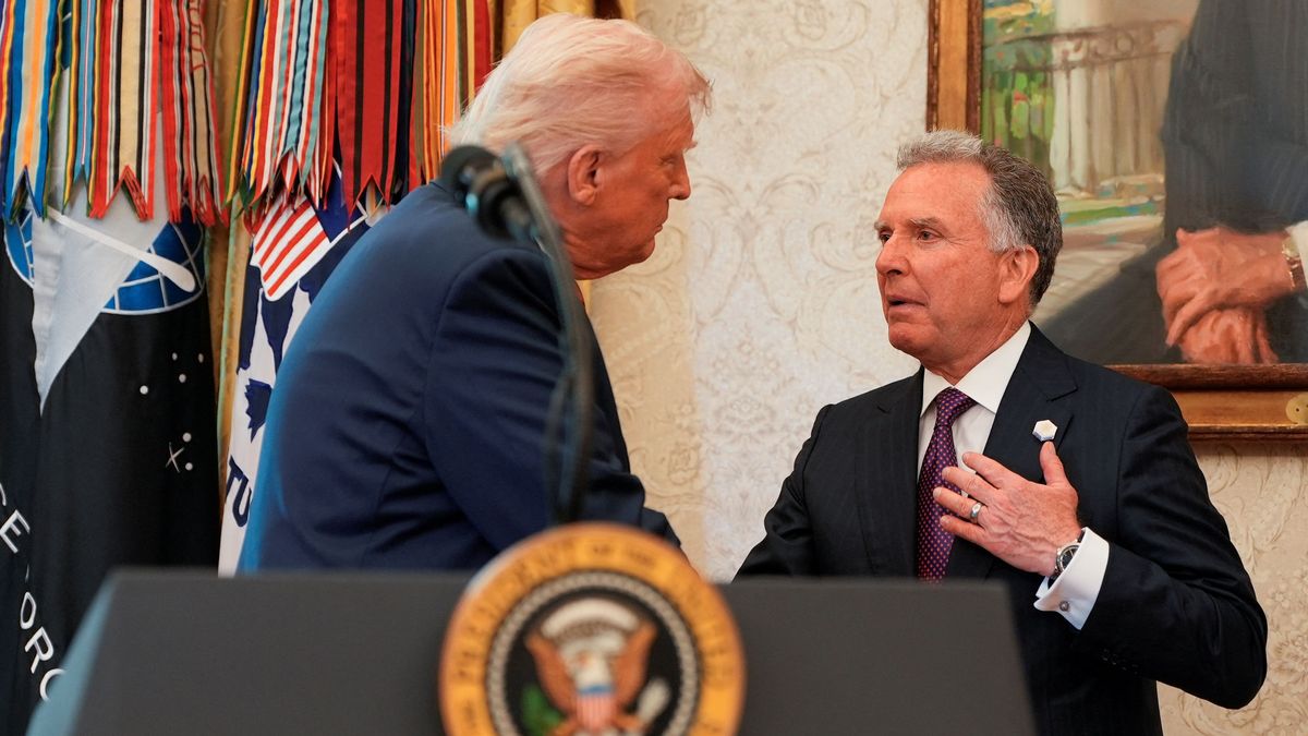 Der Sondergesandte von US-Präsident Donald Trump, Steve Witkoff, sorgt oftmals für diplomatisches Kopfschütteln - seinen Chef stört das aber nicht. 