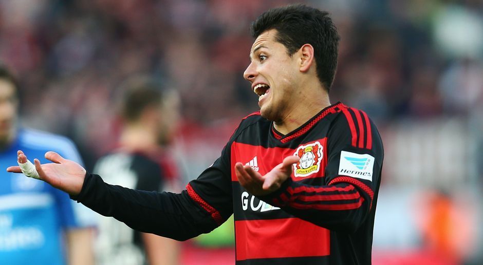 
                <strong>Javier Hernandez "Chicharito" (Bayer 04 Leverkusen)</strong><br>
                ... Leverkusen-Torjäger Javier Hernandez. Am Montagabend, knapp eine Woche vor dem ersten Bundesliga-Spiel, ist der Mexikaner in seiner Wohnung unglücklich die Treppen hinunter gestürzt und erlitt dabei eine Mittelhand-Fraktur in der rechten Hand. Schon am Dienstagmorgen wurde "Chicharito" erfolgreich operiert, doch auch der Stürmer wird der Werkself mindestens zwei Wochen lang fehlen. 
              