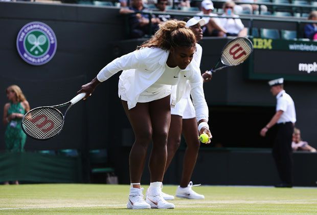 
                <strong>Wimbledon-Schock! Serena taumelt über den Rasen</strong><br>
                Es fiel Serena immer wieder aufs Neue schwer, die Balance zu halten.
              