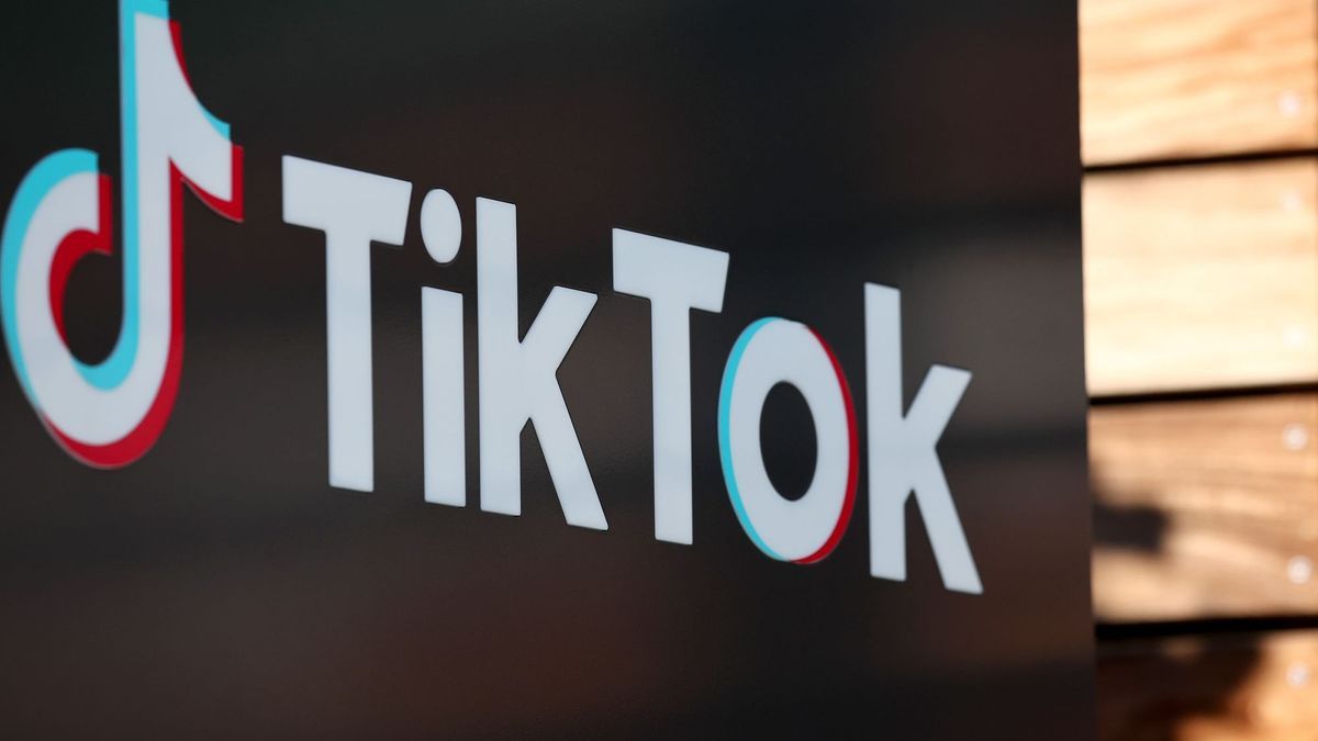 Congress Pushes Legislation To Ban TikTok From Government Devices