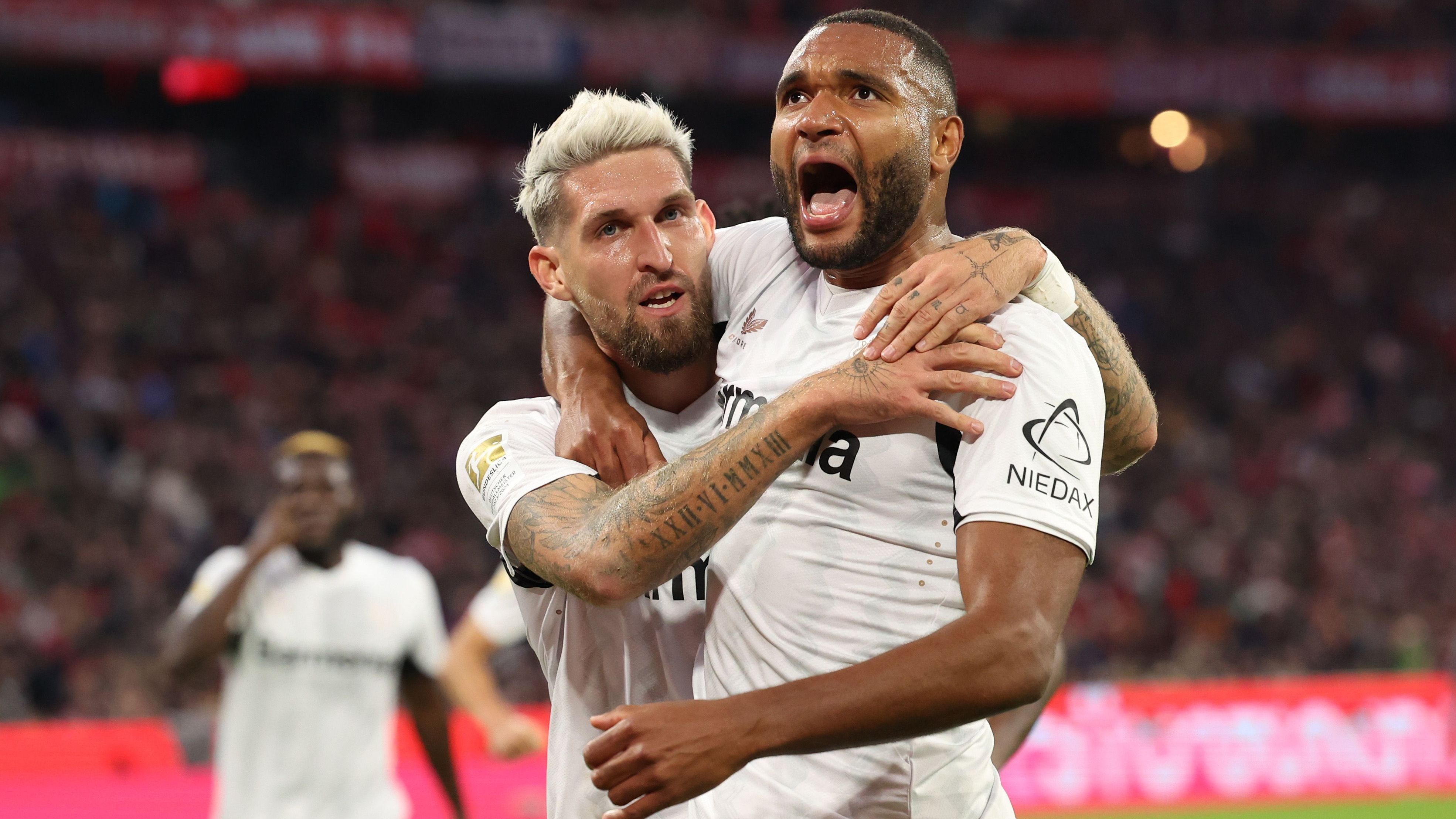 <strong>Jonathan Tah (Bayer Leverkusen)</strong><br>Wie die "Gazzetta dello Sport" berichtet, hat Jonathan Tah das Interesse von Inter Mailand geweckt. Es sei zwar ein langes Rennen um die Verpflichtung des Bayer-Innenverteidigers, allerdings sollen die "Nerazzurri" alle Mittel haben, um es für sich zu entscheiden. In der Vergangenheit wurde Tah auch mit dem FC Bayern, Real Madrid und dem FC Barcelona in Verbindung gebracht.