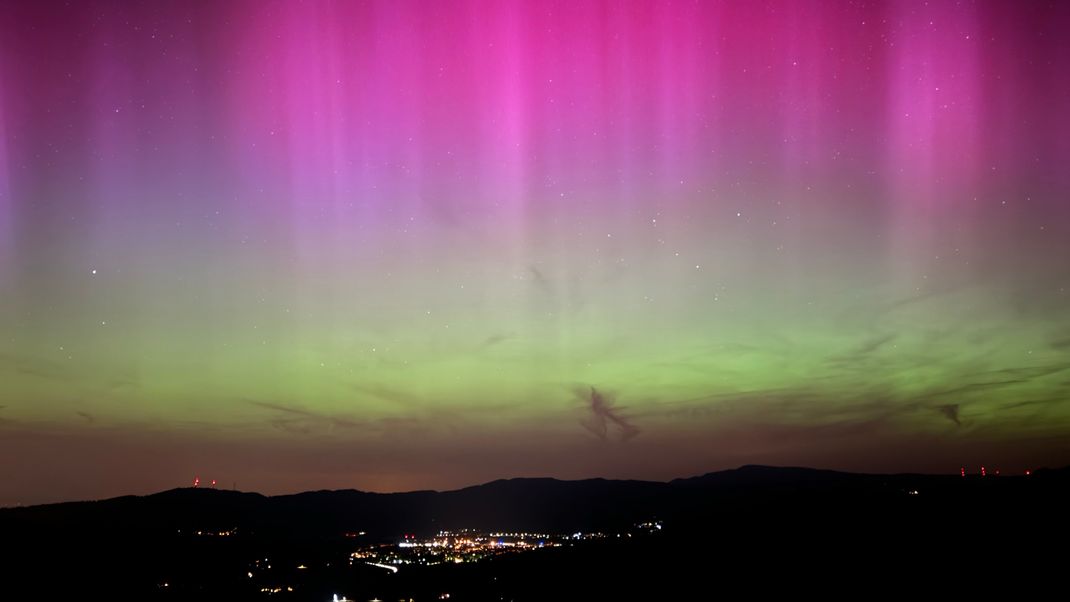 Atemberaubendes Farb-Spektakel am Himmel: Polarlichter sind auch in Deutschland zu sehen.