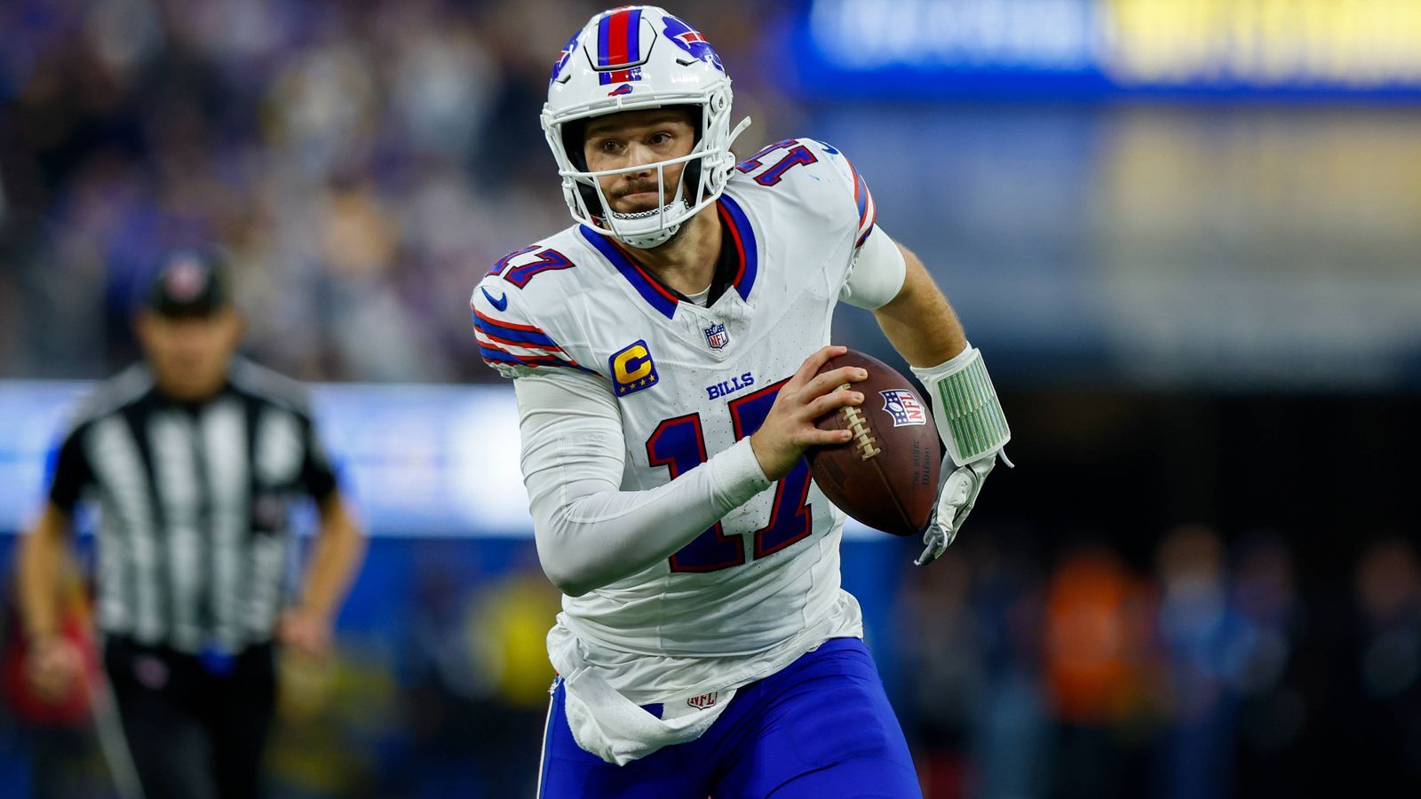 <strong>Die MVP-würdigen Zahlen des Josh Allen</strong><br>In Week 13 gegen die San Francisco 49ers gelang Allen als erstem NFL-Spieler überhaupt ein Hattrick aus Passing-, Rushing- und Receiving-Touchdown in einer Partie.