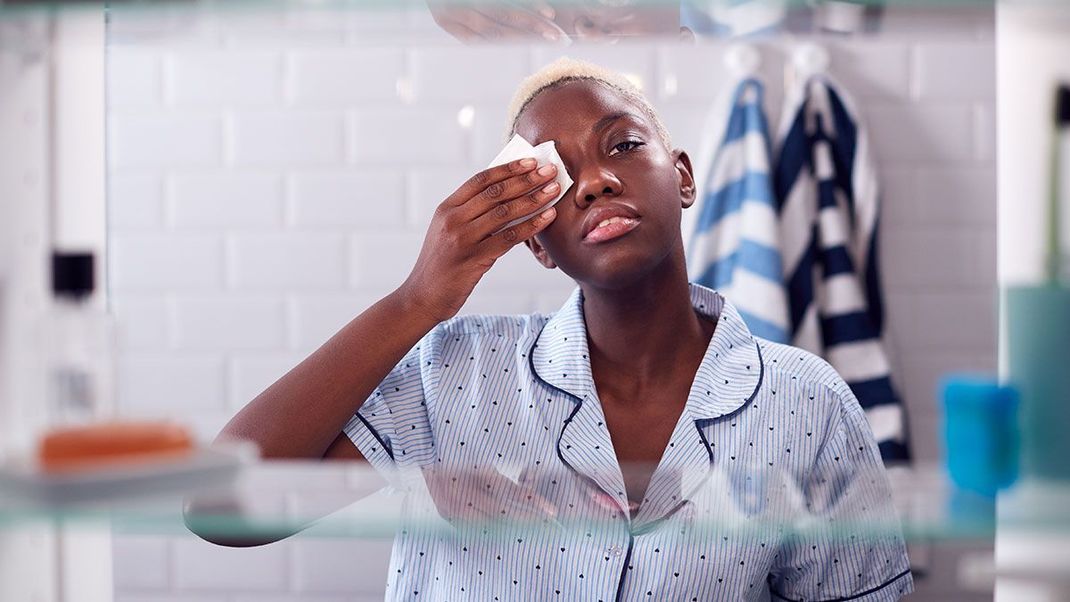 Die porentiefe Gesichtsreinigung überzeugt auch als Make-up Entferner – mehr dazu lest Ihr im Beauty-Artikel. 