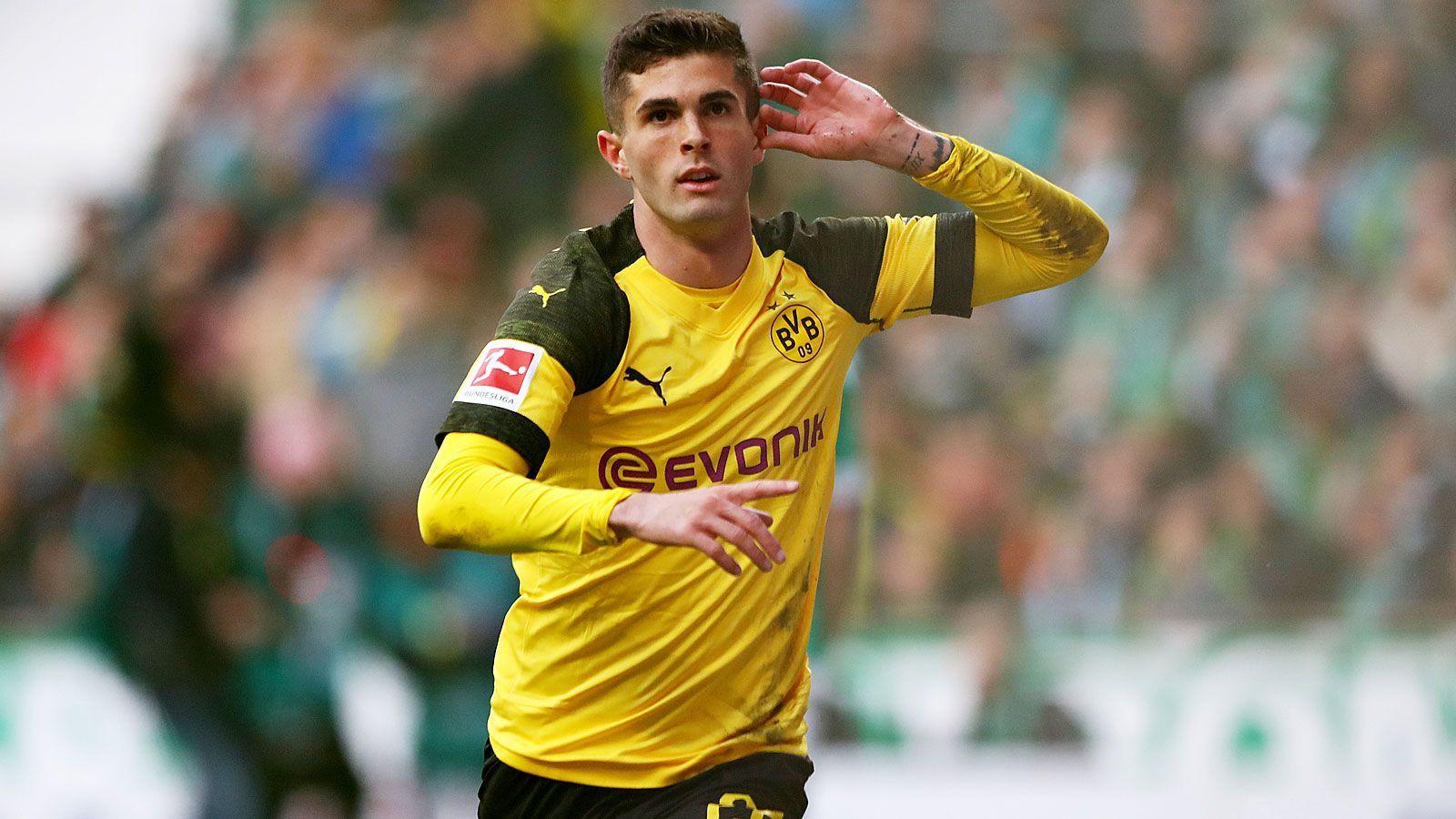 
                <strong>Platz 4: Christian Pulisic</strong><br>
                Im Sommer 2019 für 64 Millionen Euro von Borussia Dortmund zum FC Chelsea gewechselt.
              