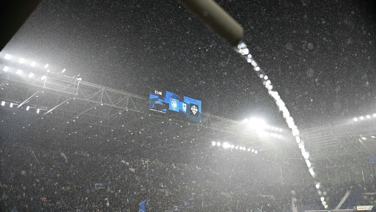 Wasserspiele statt Fußball in Bergamo