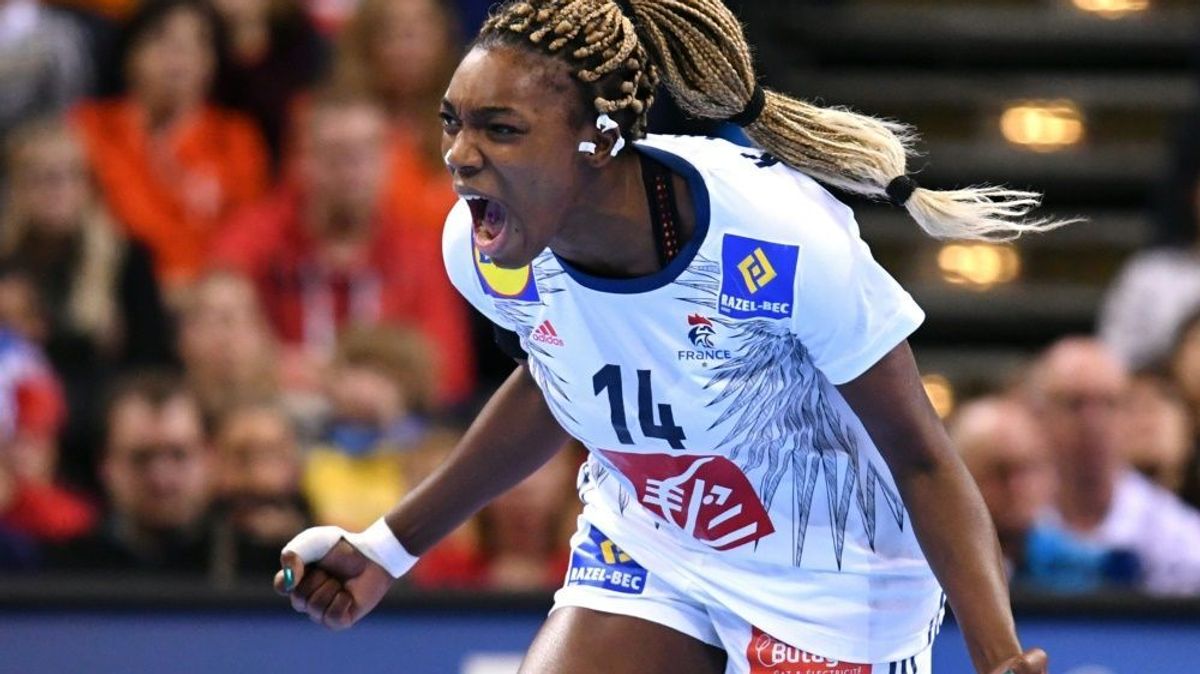 Kalidiatou Niakate und Frankreich holen den WM-Titel