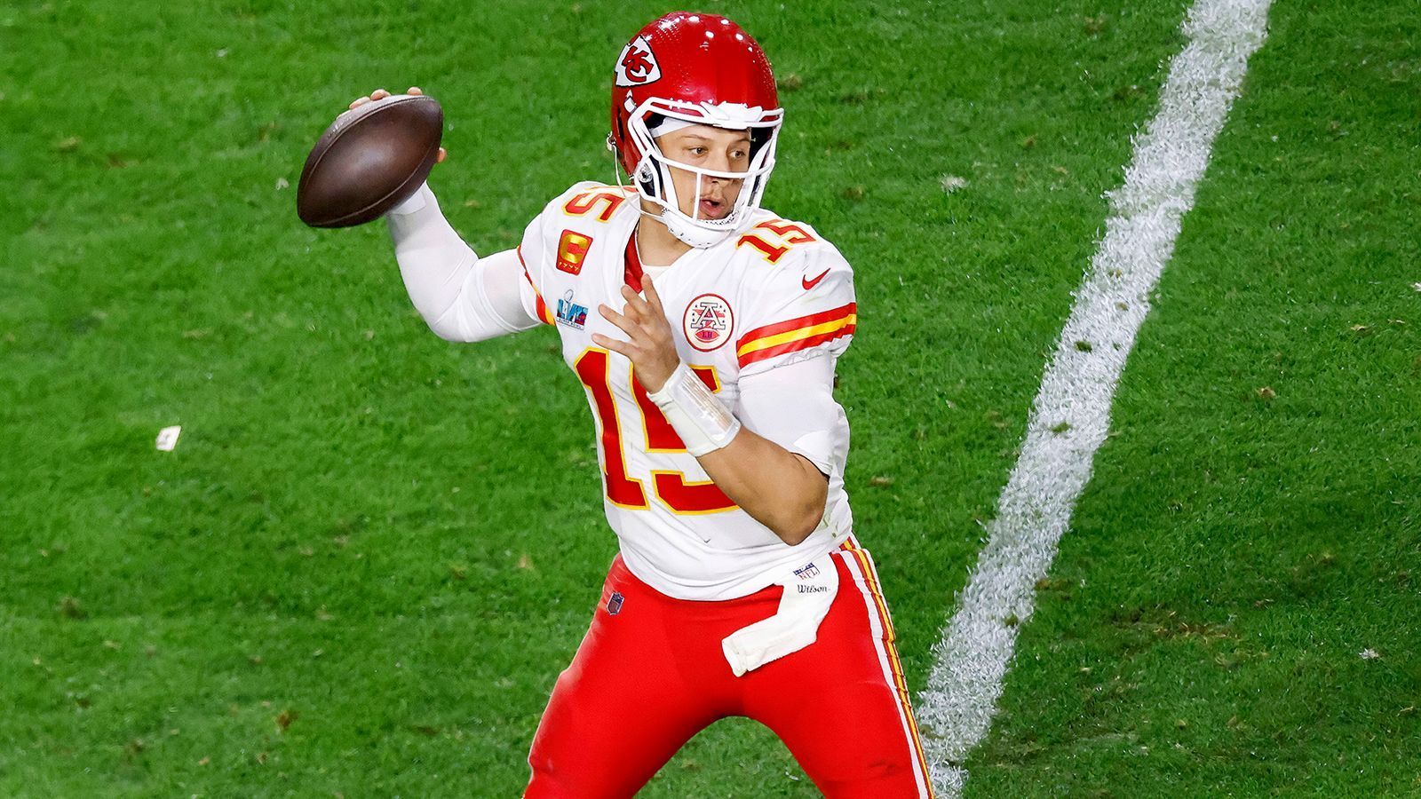 
                <strong>8. Platz: Kansas City Chiefs </strong><br>
                Kilometer: 38.875Zeitzonen: 30
              