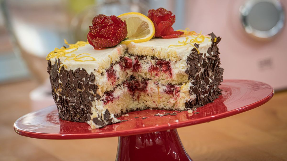 Zitronen-Erdbeer-Torte