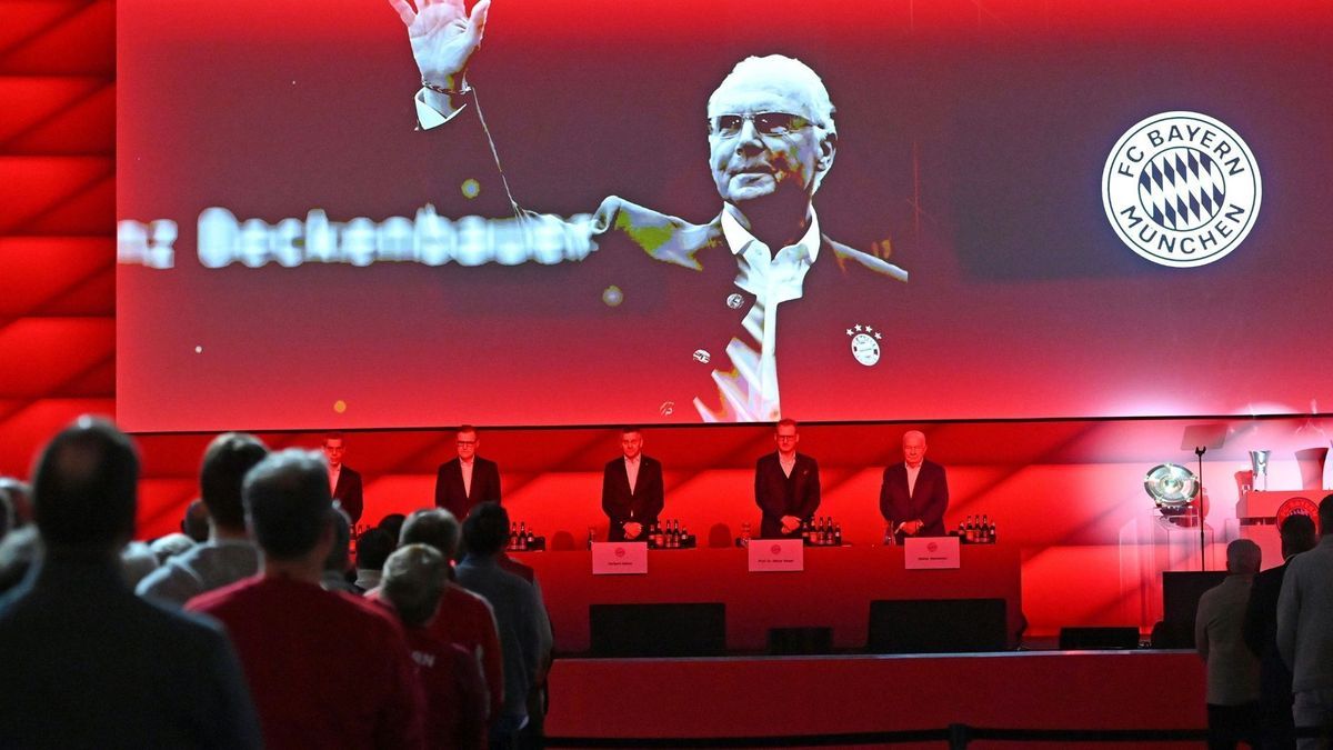 Der FC Bayern gedenkt Franz Beckenbauer