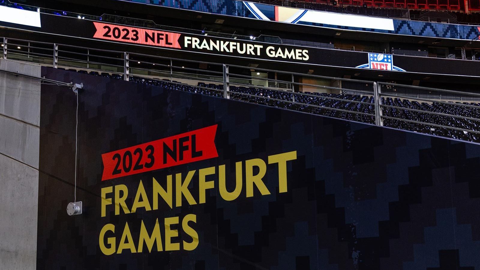 <strong>NFL in Frankfurt: So wird aus dem Eintracht-Stadion ein NFL-Tempel</strong><br>Auch abseits des Rasens wird überall an der NFL-Optik gearbeitet,