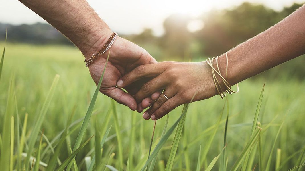 Schmale, dicke, lange, kurze – die Vielfalt der Fingerformen ist so vielfältig, wie die unterschiedlichen Nagelformen. Wir haben die beliebtesten für euch zusammengefasst! 