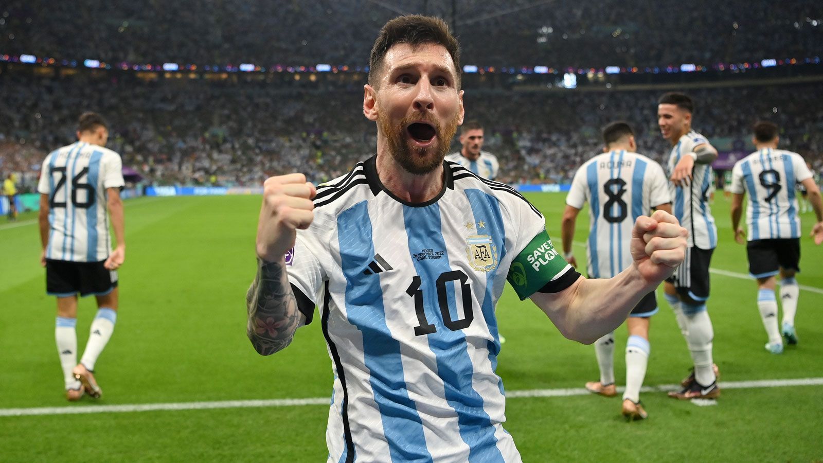 
                <strong>Erkenntnis VIII: Argentinien noch nicht in Weltmeisterform</strong><br>
                Die andere Seite der Medaille: In weltmeisterlicher Form präsentiert sich Argentinien auch im zweiten Spiel in Katar nicht. Da muss insgesamt noch mehr kommen, aber nun dürfte das Selbstvertrauen wieder zunehmen.
              