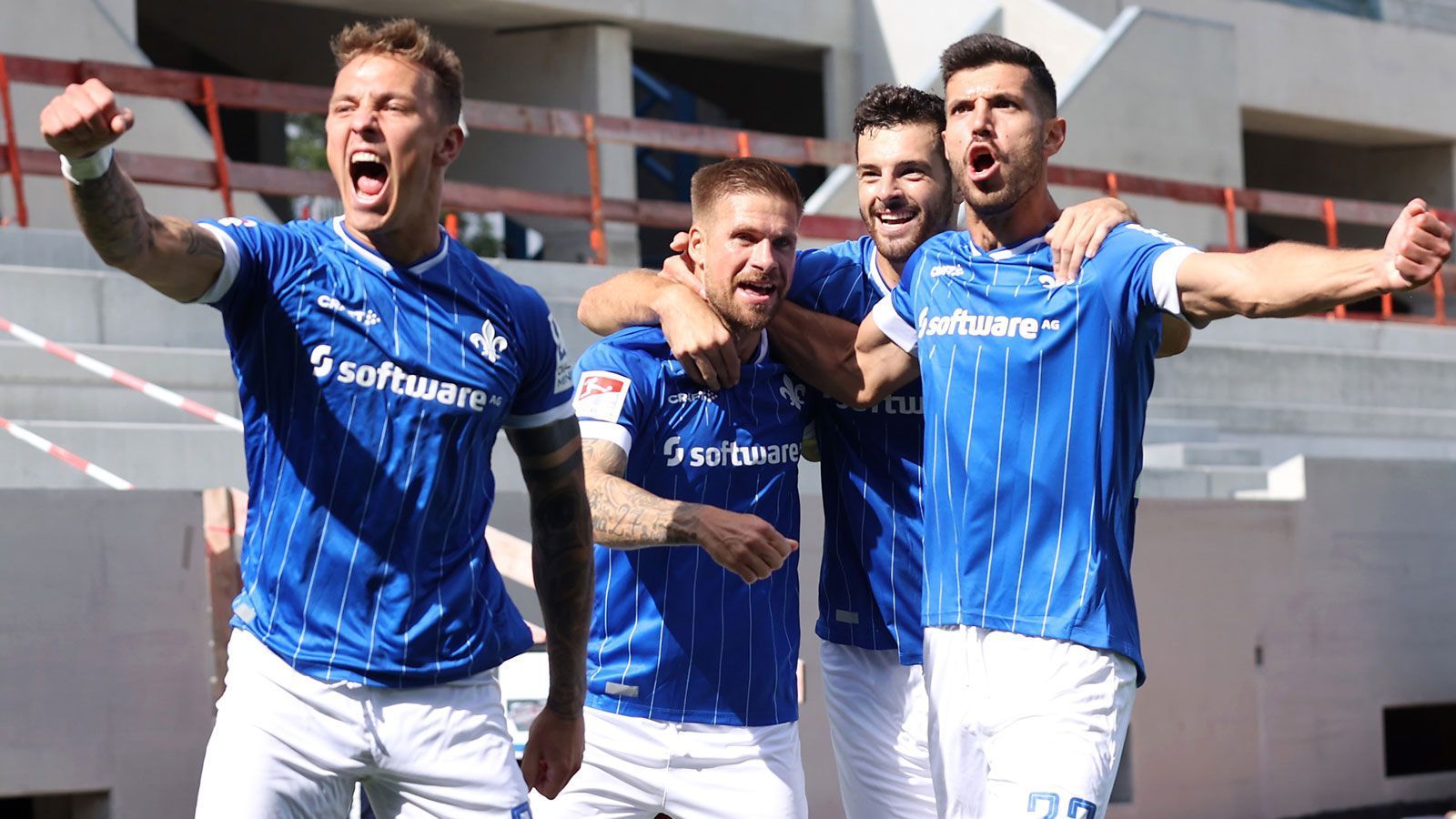 
                <strong>SV Darmstadt 98 (Platz 4, 54 Punkte, 61:44 Tore)</strong><br>
                &#x2022; Fortuna Düsseldorf (A)<br>&#x2022; SC Paderborn (H)<br>
              