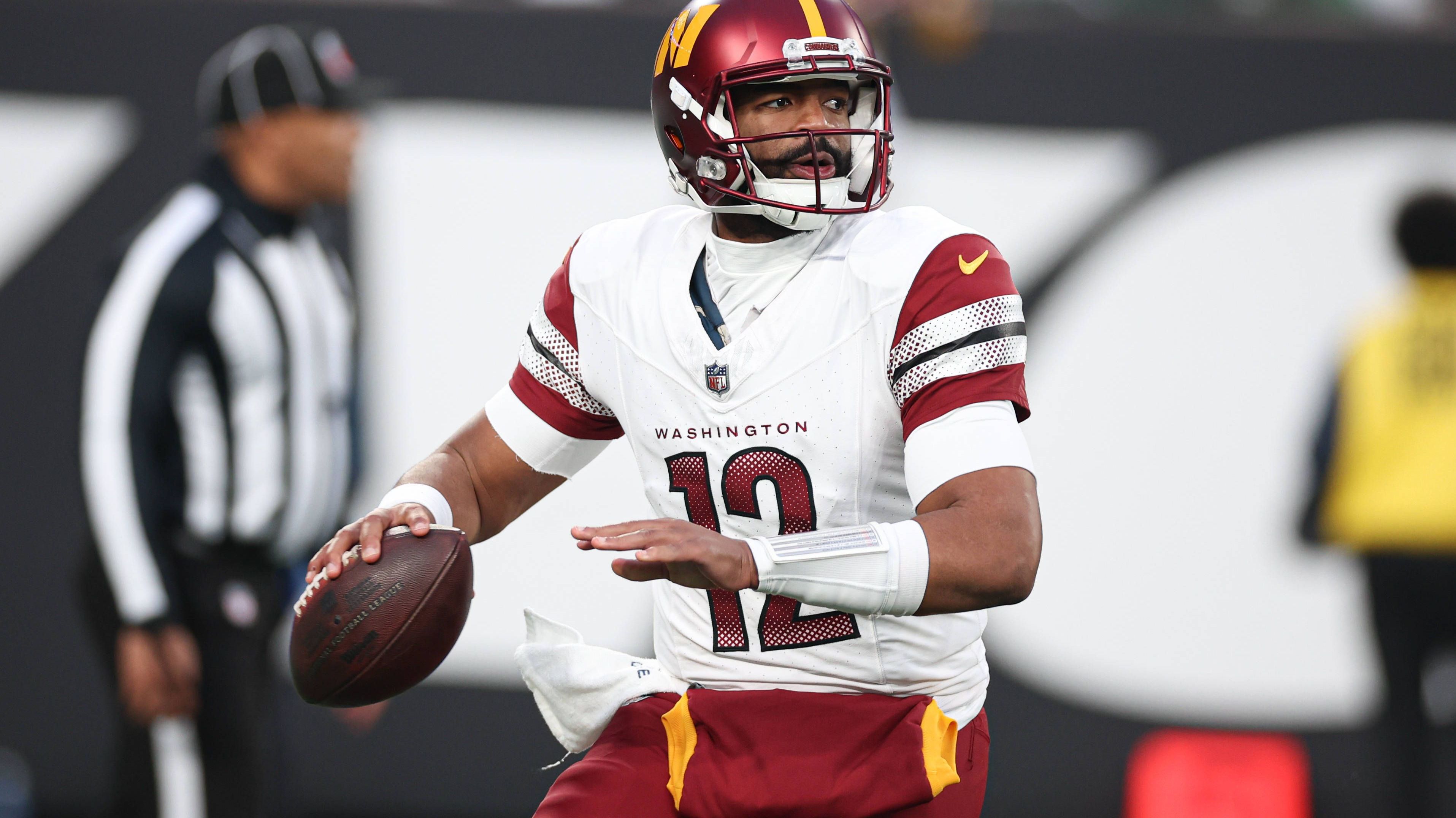 <strong>New England Patriots: Jacoby Brissett (Quarterback)</strong><br>Bislang holten die Patriots eher Spieler für die zweite Reihe, (noch) eine Ausnahme ist Brissett. Nach aktuellem Stand ist er der Starting Quarterback für die kommende Saison. Im Draft kommt vermutlich ein neuer Spielmacher - ganz sicher ist das aber nicht ...