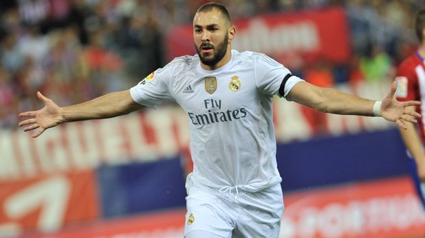 
                <strong>Karim Benzema (Vorwurf der Erpressung)</strong><br>
                Benzema soll an einer Erpressung gegen seinen Nationalmannschaftskollegen Mathieu Valbuena beteiligt sein. Angeblich forderte er mit drei weiteren Erpressern eine Summe von 150.000 Euro. Dem Stürmer von Real Madrid droht im schlimmsten Fall eine fünfjährige Haftstrafe.
              