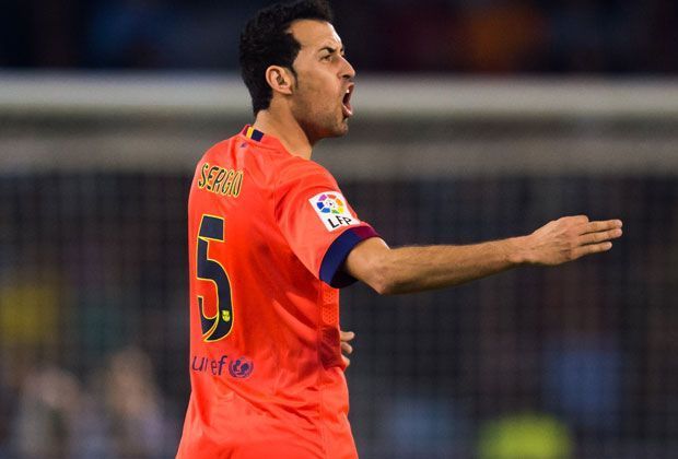 
                <strong>Mittelfeld: Sergio Busquets (FC Barcelona)</strong><br>
                
              