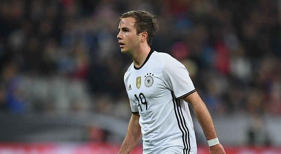 
                <strong>Mario Götze</strong><br>
                Angriff: Mario Götze (Bayern München), 23 Jahre, 51 Länderspiele, 17 Tore, Weltmeister 2014.
              