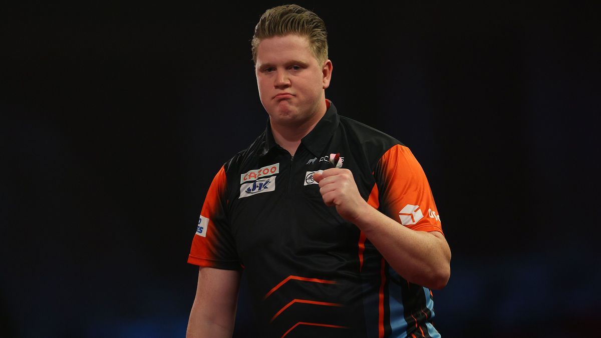 2022/23 Cazoo World Darts Championship - Day Five