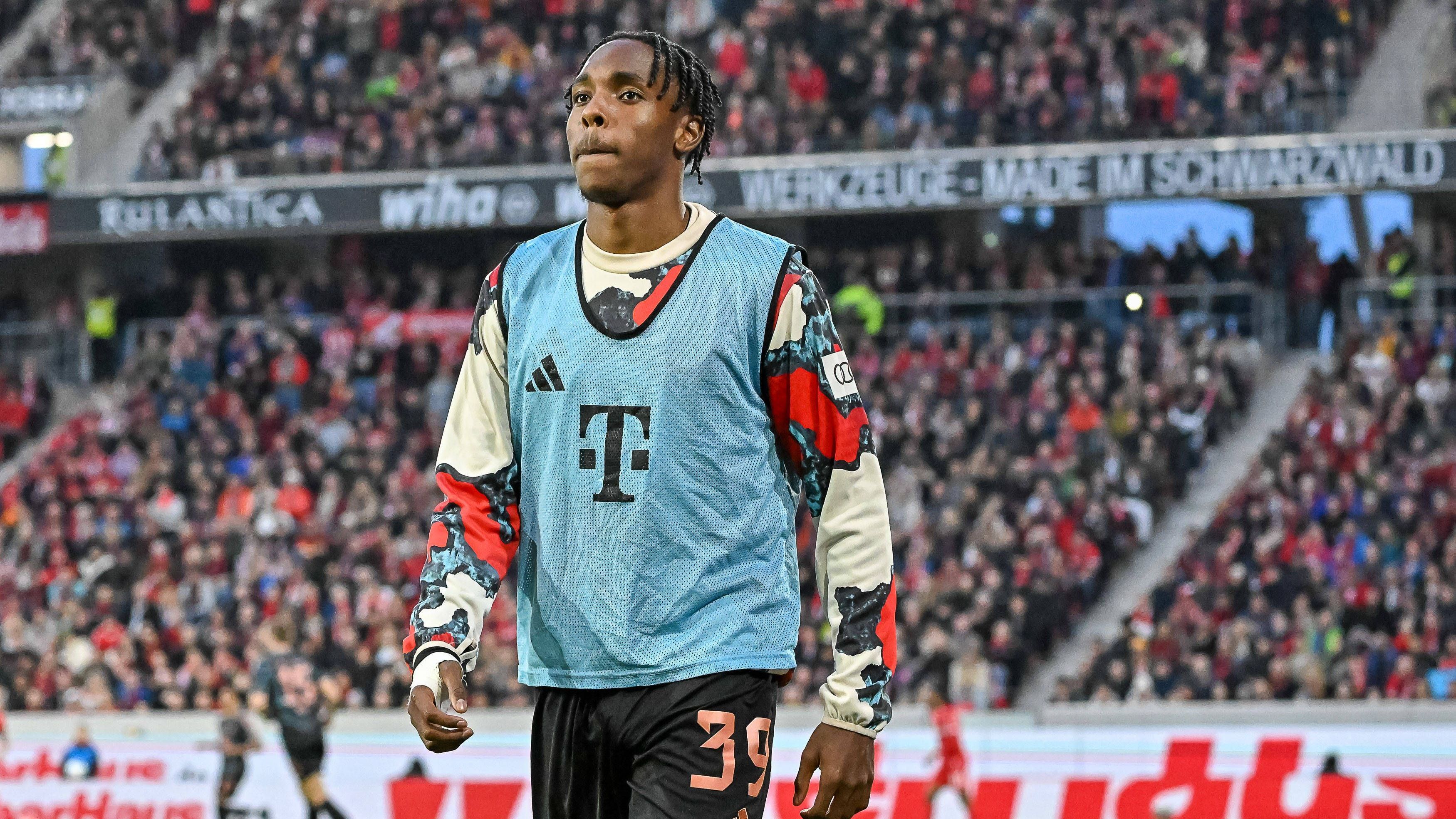 <strong>Mathys Tel (FC Bayern München)</strong><br>Das ist offenbar das <a href="https://www.ran.de/sports/fussball/bundesliga/news/fc-bayern-muenchen-mathys-tel-wechselt-nicht-zum-fc-chelsea-aber-zukunft-weiter-offen-490374">Ergebnis eines Treffens mit den Verantwortlichen des FCB</a>, worüber <em><strong>ran</strong></em> berichtete. Hier dürften die Bosse dem 19-Jährigen zu verstehen gegeben haben, dass er im weiteren Verlauf der Rückrunde nicht mit mehr Spielzeit rechnen könne.