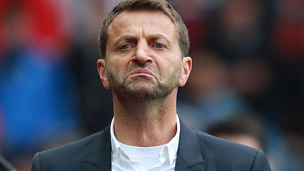 
                <strong>Platz 8 (geteilt): Tim Sherwood (Aston Villa)</strong><br>
                Platz 8 (geteilt): Tim Sherwood (Aston Villa). Für den früheren Teammanager von Tottenham Hotspur riecht es dagegen mit seinem Team aus Birmingham nach Abstiegskampf. Seit Mitte Februar leitet Sherwood die Geschicke bei den "Villans" - für 2,7 Millionen Euro pro Jahr.
              