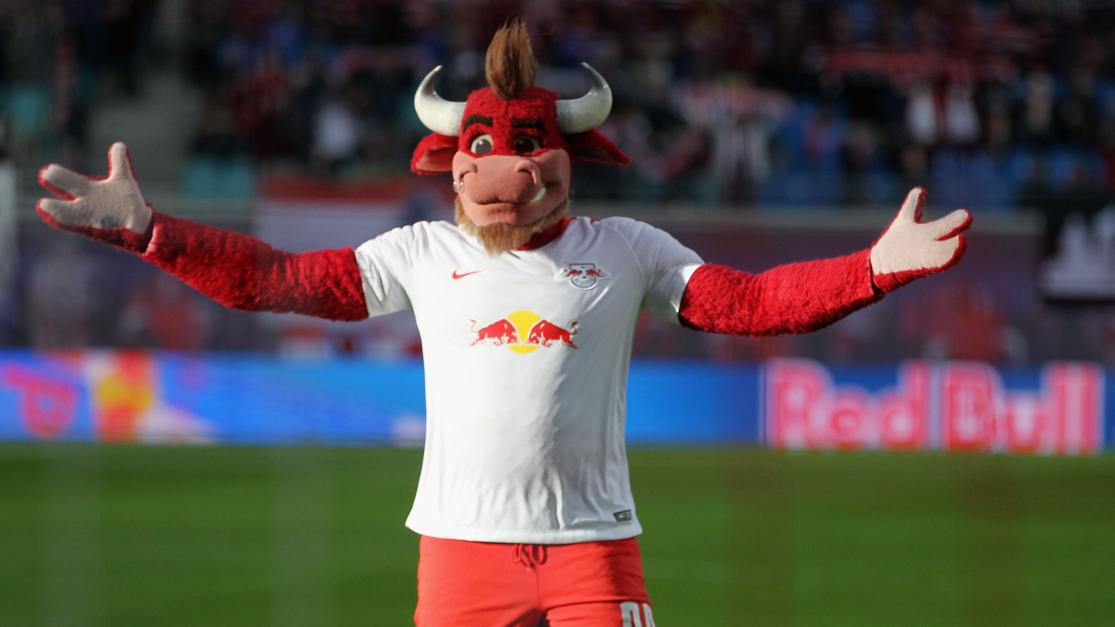 <strong>2039 RB Leipzig</strong> <br>Setzt sich knapp in Dreikampf gegen Bayern &amp; Leverkusen durch