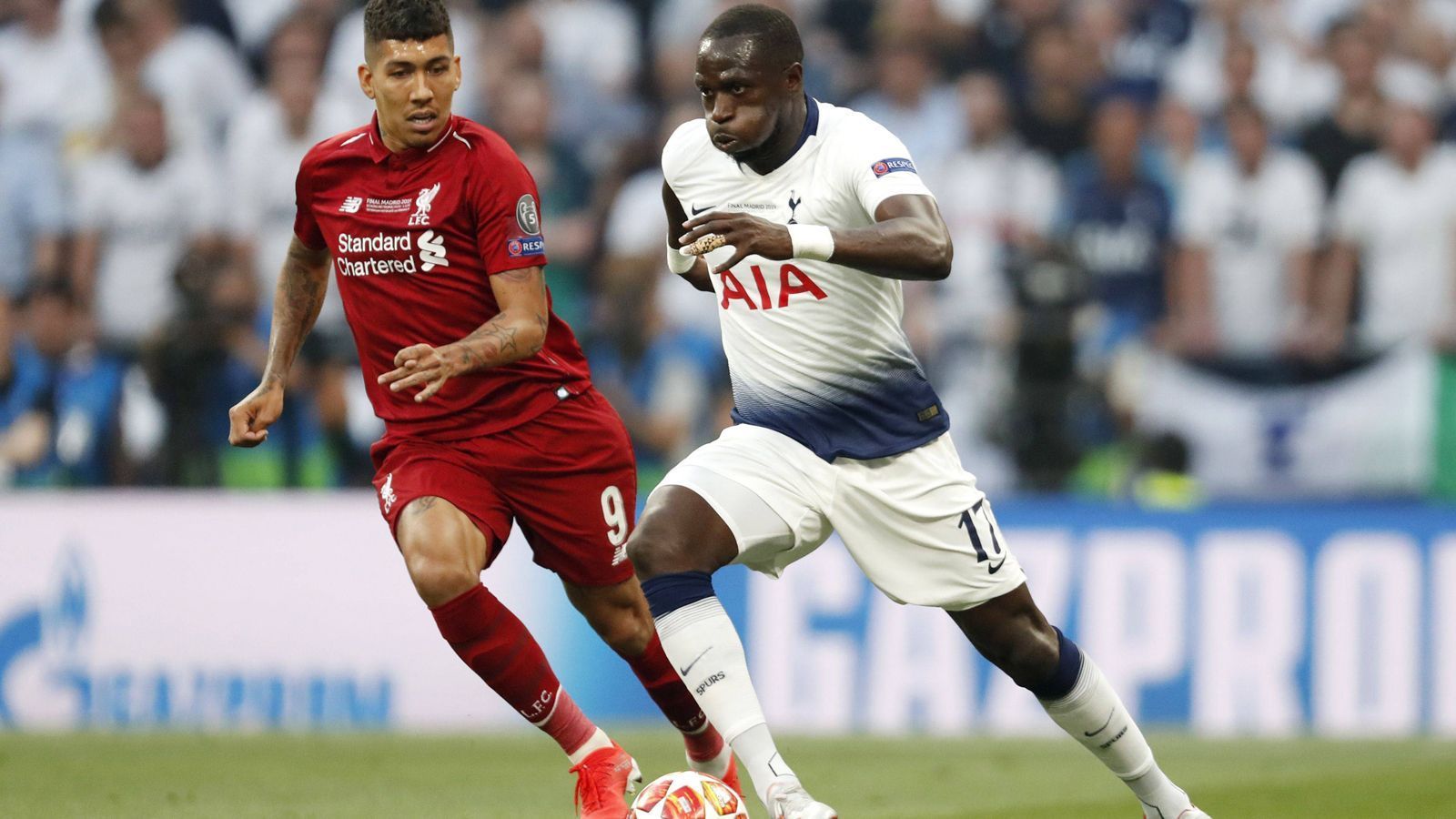 
                <strong>Moussa Sissoko (Tottenham Hotspur)</strong><br>
                Stellt drei Wochen Vorbereitung auf das große Spiel mit seinem Handspiel nach 24 Sekunden komplett auf den Kopf. Eine unfassbar unglückliche Aktion. Findet danach nie zu seinem Spiel, leistet sich viele Unkonzentriertheiten und Fehler. Wird in der 75. Minute ausgewechselt. ran-Note: 5
              