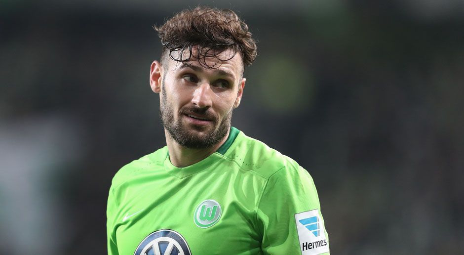 
                <strong>Daniel Caligiuri (VfL Wolfsburg)</strong><br>
                Daniel Caligiuri (VfL Wolfsburg)
              