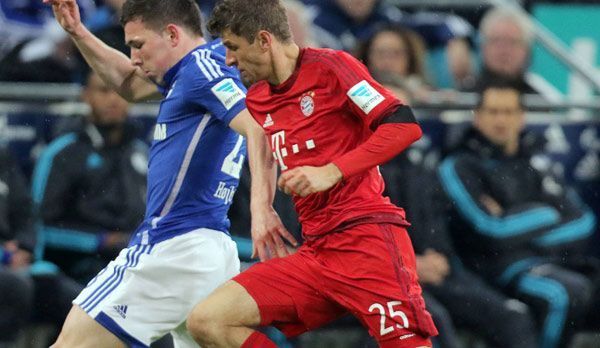 
                <strong>Thomas Müller</strong><br>
                Thomas Müller: Hatte einen schweren Stand gegen die Schalker Defensive. Vor allem in Durchgang eins war so gut wie nichts zu sehen. Die erste sehenswerte Aktion, ein strammer Schuss, kam in der 57. Minute. Trotz seines Tores zum 3:1 blieb er überwiegend blass. ran-Note: 4.
              