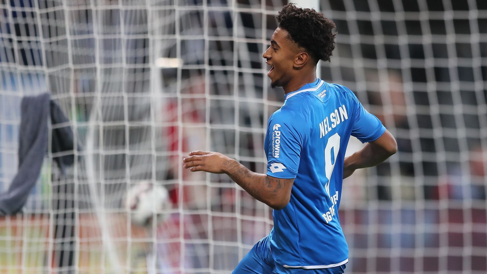 
                <strong>Reiss Nelson (1899 Hoffenheim/Deutschland) - 8 Scorerpunkte</strong><br>
                Tore: 7Vorlagen: 1Liga-Einsätze: 19Alter: 19 Jahre
              