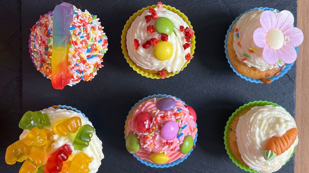 Bunte Mini Muffins 
