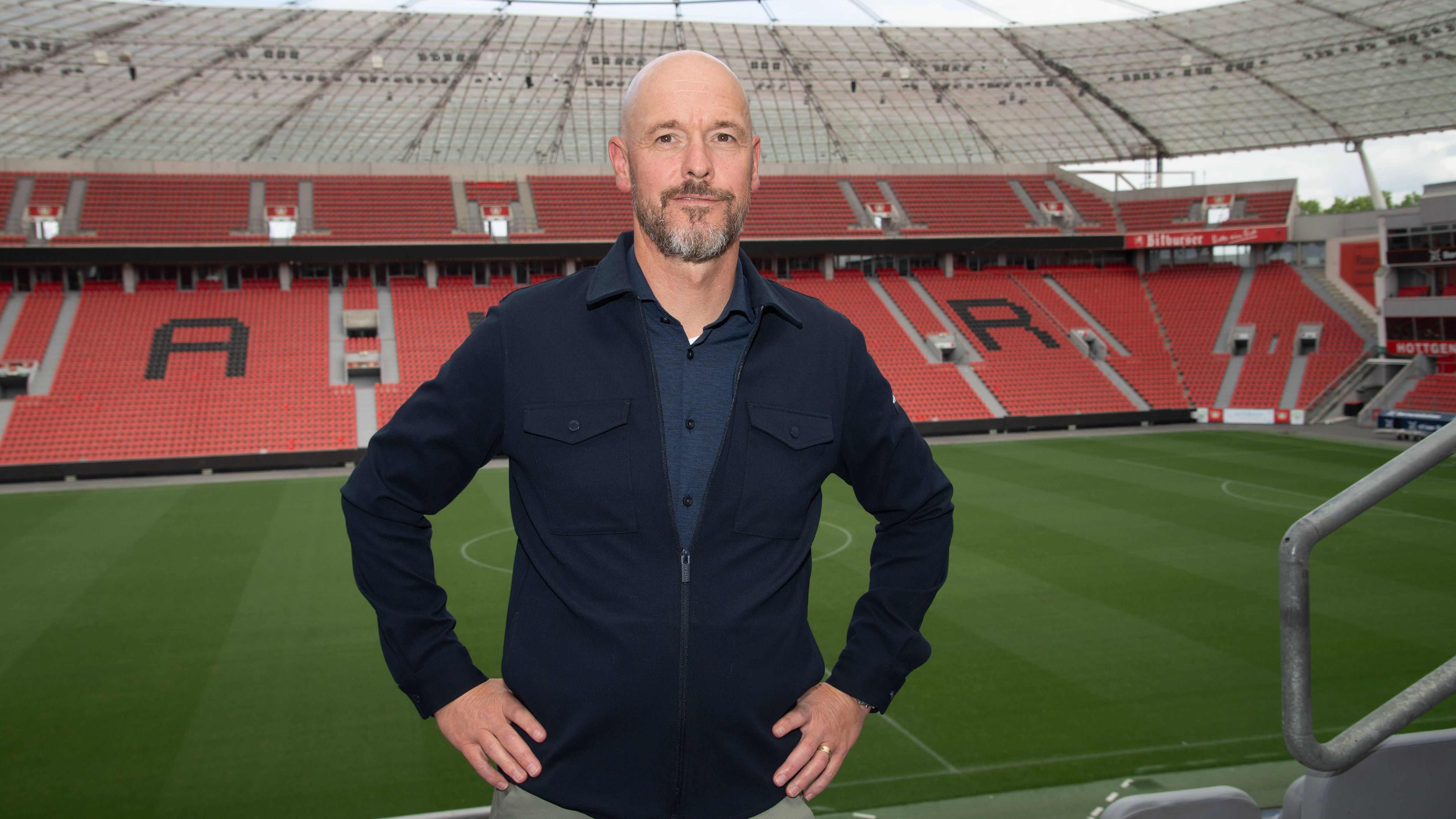 <strong>Platz 2: Erik Ten Hag</strong><br>Verein: Bayer 04 Leverkusen<br>Gehalt: 5,5 Millionen Euro