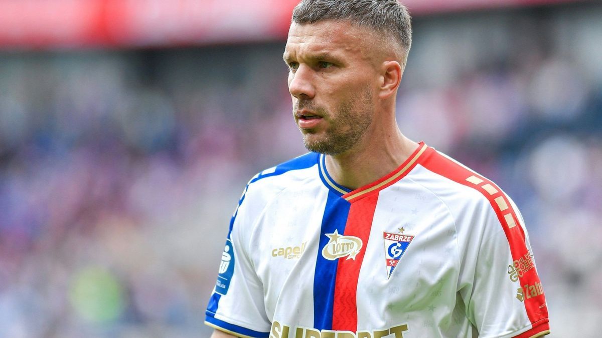 Podolski hängt noch ein Jahr bei Gornik dran