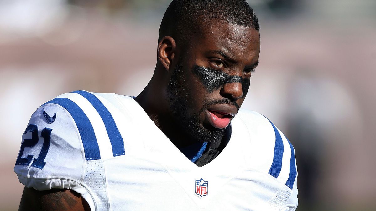 Vontae Davis Death Football