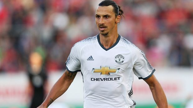 
                <strong>Der Traumeinstand von Zlatan Ibrahimovic bei Manchester United</strong><br>
                Und es dauert nicht lange, bis "Ibrakadabra" die Fans erstmals in Ektase versetzt.
              