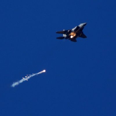 Israel bereitet laut einem CNN-Bericht offenbar einen Angriff auf Irans Atomanlagen vor. 