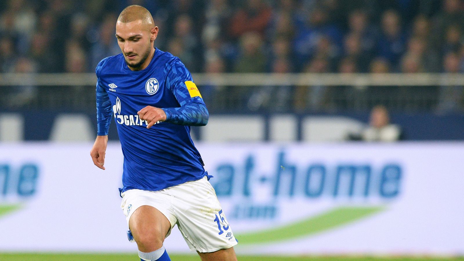 
                <strong>Ahmed Kutucu (Schalke 04)</strong><br>
                Kommt in der 80. Minute für Matondo. Keine Bewertung.
              