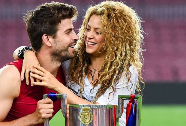
                <strong>Shakira</strong><br>
                Zumindest verriet Shakiras Freund Gerard Pique gegenüber dem italienischen Fernsehsender "Canale 5", dass das Paar im Moment Hochzeitspläne diskutiere. Klar, nach sieben Jahren Beziehung und zwei Kindern ist das von einem neutralen Standpunkt aus betrachtet sicherlich verständlich. Aber wir können und wollen hier einfach nicht neutral sein! Shakira, tu uns das bitte nicht an!
              