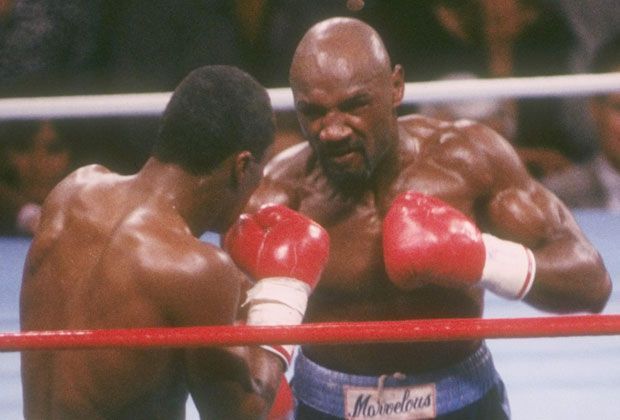 
                <strong>8. Marvin Hagler</strong><br>
                Marvin Hagler (re.), hier gegen Sugar Ray Leonard, gilt als einer der besten Mittelgewichts-Boxer aller Zeiten. Er gewann 62 seiner 67 Profikämpfe und war unter anderem WBA-, WBC- und IBF-Weltmeister.
              