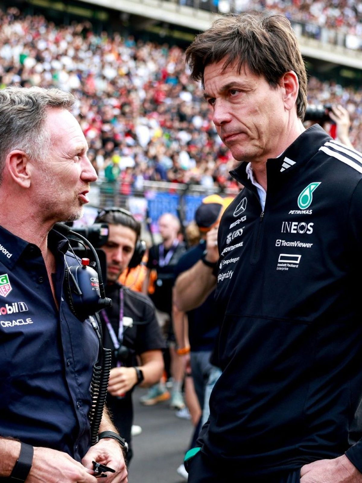 Christian Horner (l.) und Toto Wolff (r.) im Grid