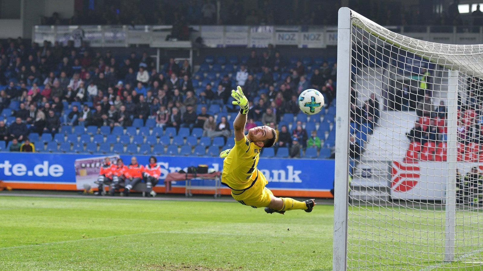 
                <strong>Marius Gersbeck (Hertha BSC)</strong><br>
                Kreuzbandriss Verletzt seit 20. April 2018Prognose: Der Torhüter wird bis Ende des Jahres ausfallen.
              